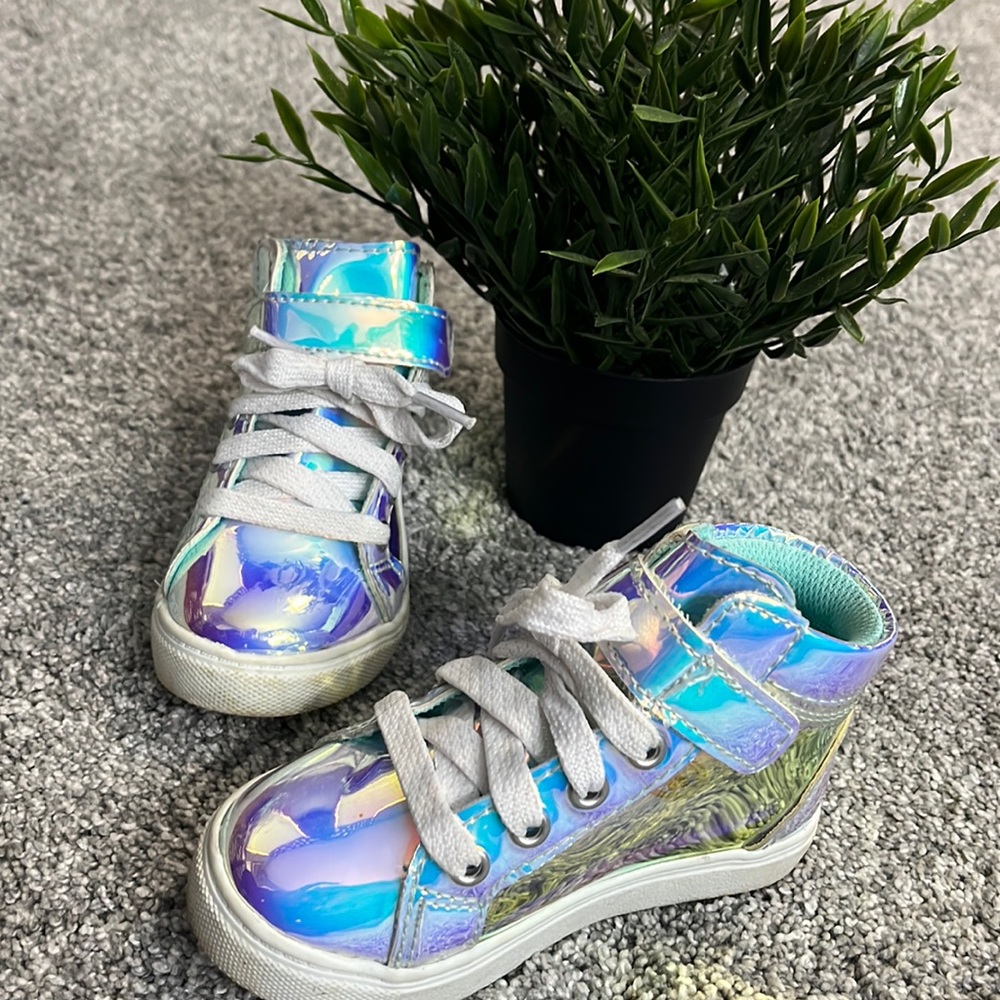 Toddler Girls size 7 shoes
